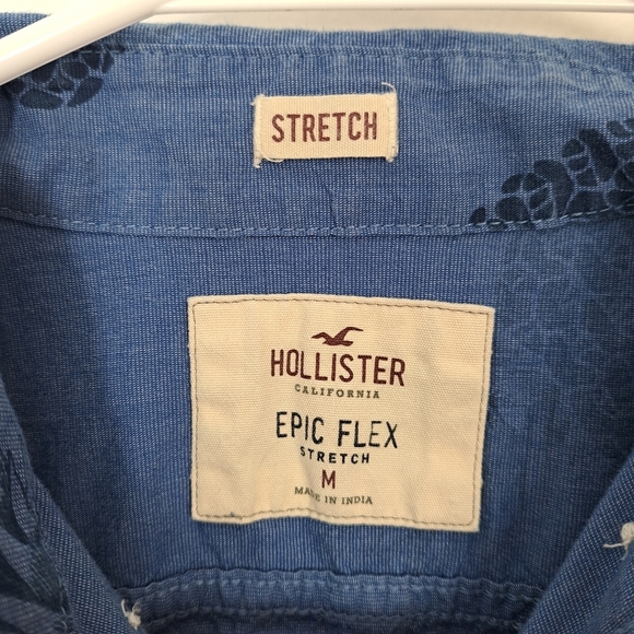 Hollister Blue Pineapple Print Short Sleeve Button Up Summer Beach Shirt Sz M - Picture 4 of 5